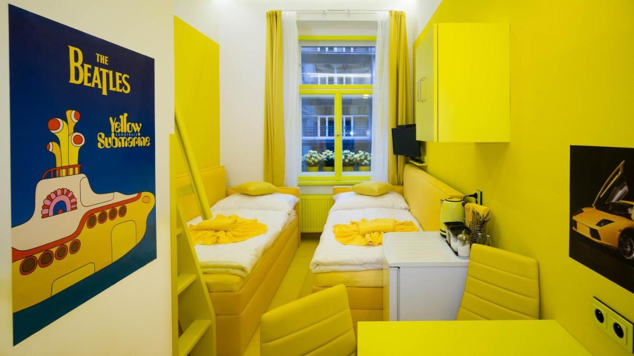 Colours - Your 7 Colour Experience In Centre Of Praha