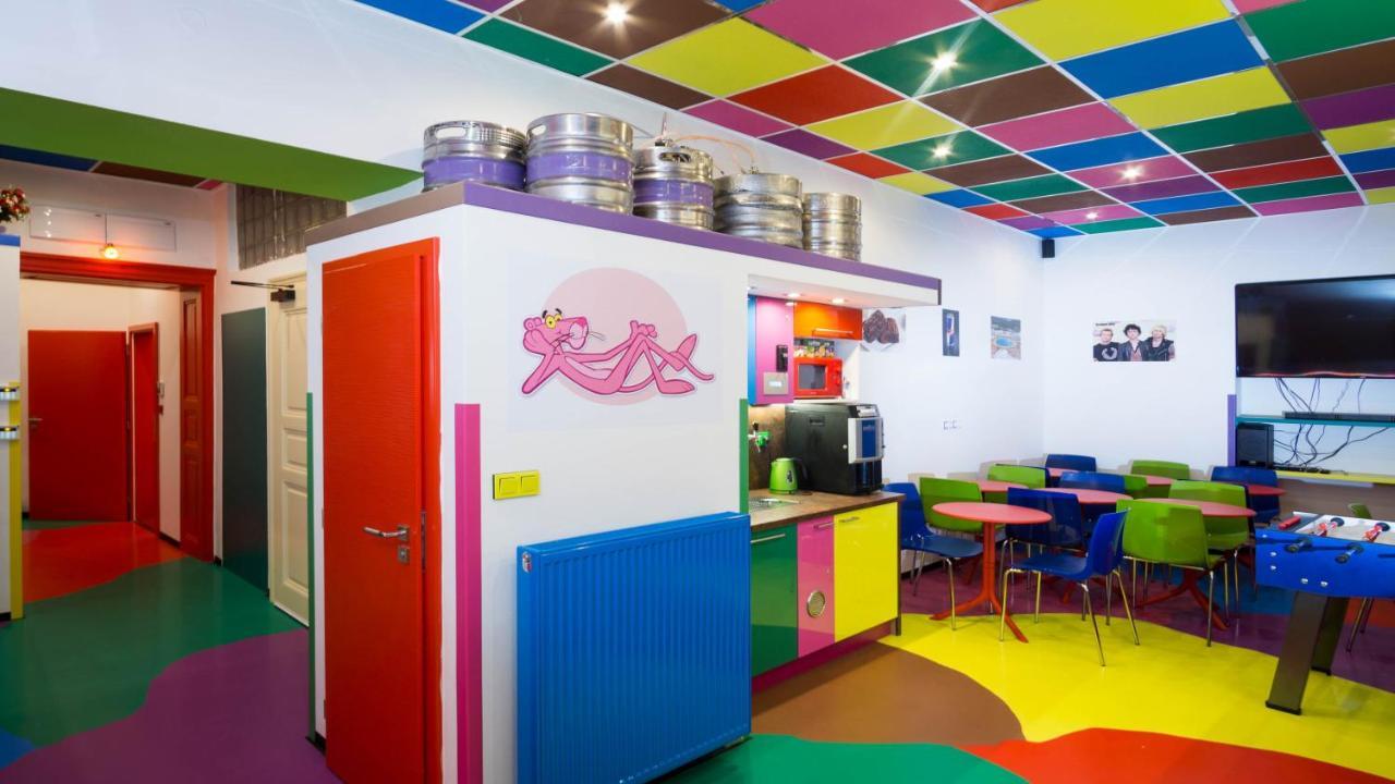 Appartement Colours - Your 7 Colour Experience In Centre Of